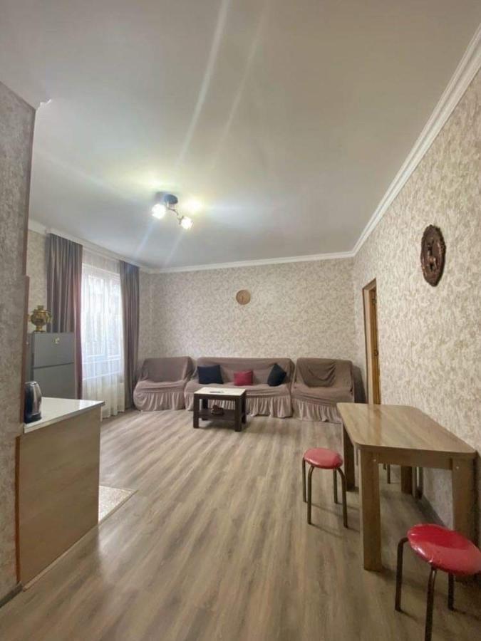 Achela'S Guesthouse Боржомі Екстер'єр фото